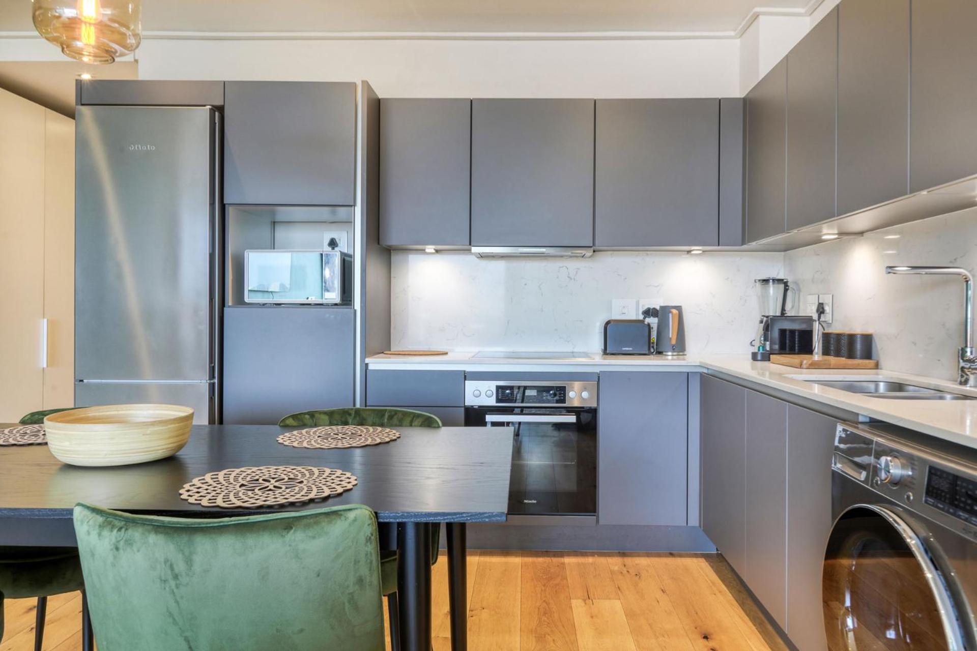Tranquil On The Promenade Apartment *