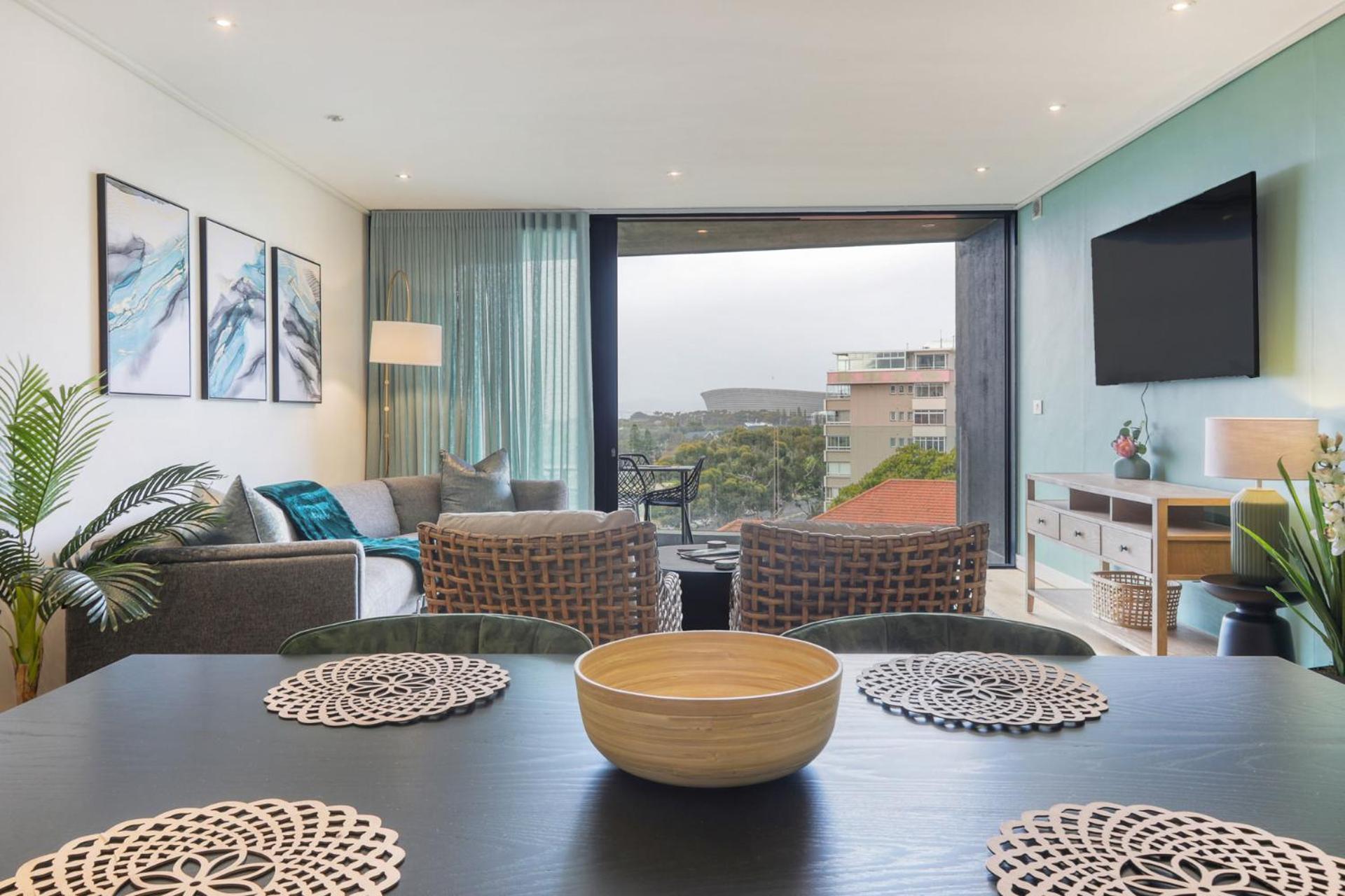 Apartment Tranquil On The Promenade Cape Town